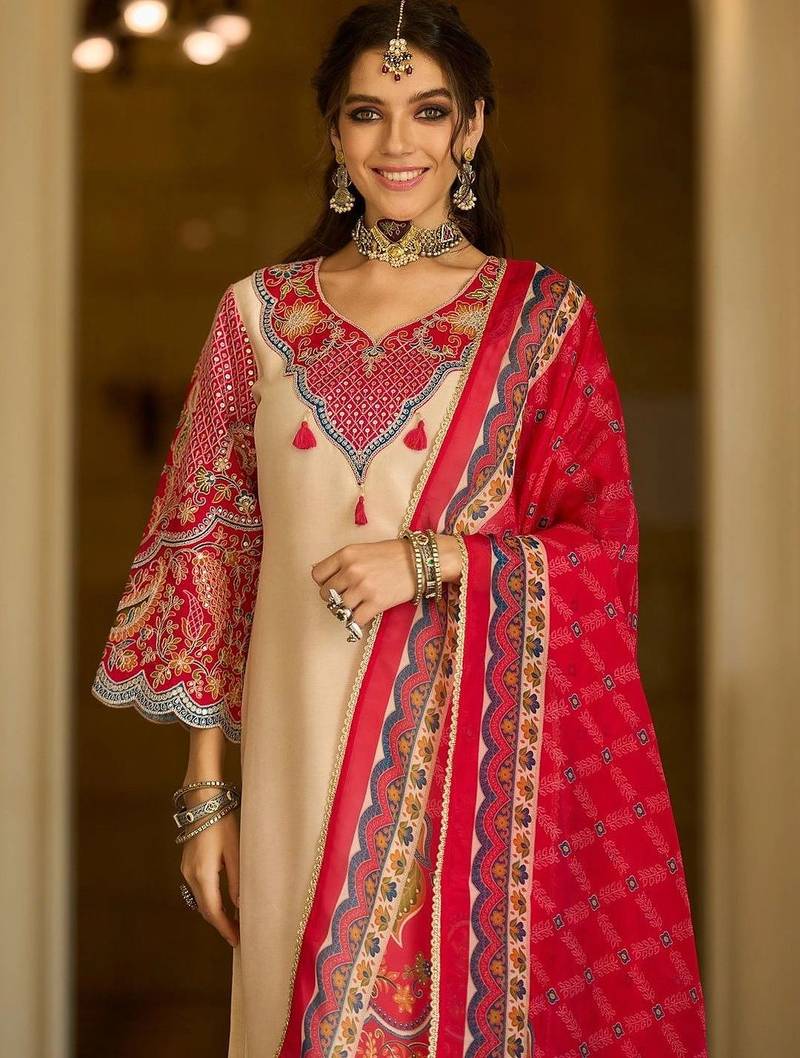 Women Ethnic Motifs Embroidered Regular Thread Work Kurta with Trousers & With Dupatta