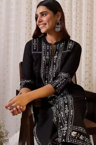 Women Ethnic Motifs Embroidered Regular Thread Work Pure Cotton Kurta with Trousers