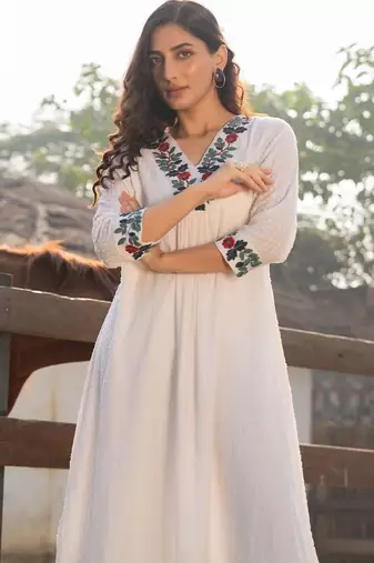 Women Ethnic Motifs Regular Thread Work Pure Cotton Kurta with Trousers