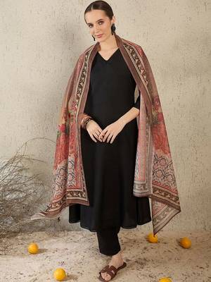 Women Ethnic Motifs Regular Kurta with Trousers & With Dupatta 1