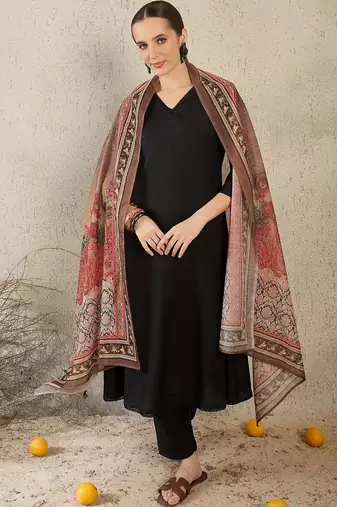 Women Ethnic Motifs Regular Kurta with Trousers & With Dupatta