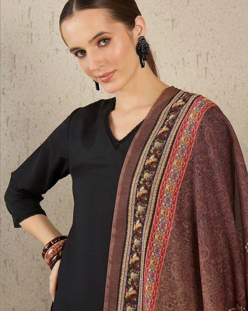 Women Ethnic Motifs Regular Kurta with Trousers & With Dupatta
