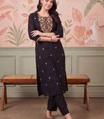 Women Ethnic Motifs Embroidered Regular Thread Work Kurta with Trousers