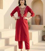 Women Ethnic Motifs Embroidered Regular Thread Work Kurta with Trousers