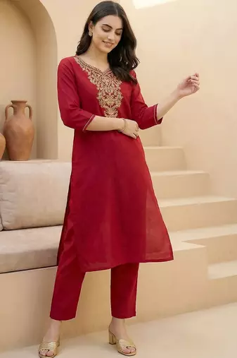 Women Ethnic Motifs Embroidered Regular Thread Work Kurta with Trousers