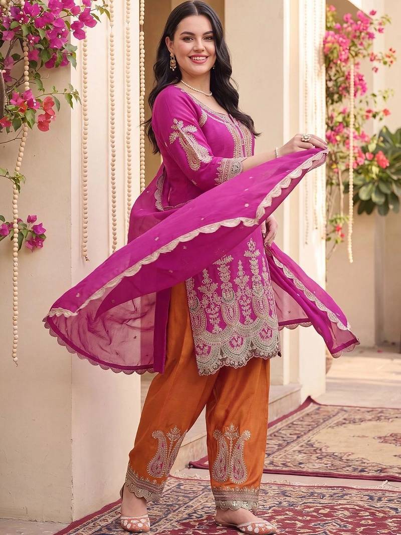 Women Ethnic Motifs Embroidered Regular Kurta with Patiala & With Dupatta