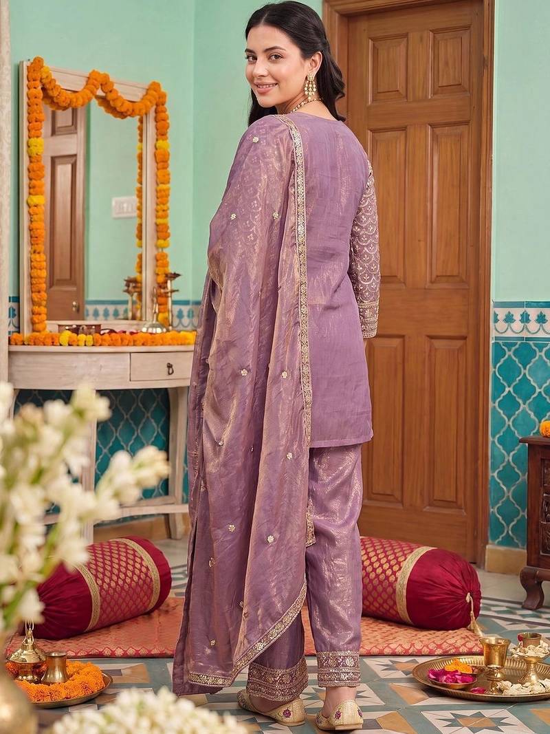 Women Ethnic Motifs Regular Kurta with Trousers & With Dupatta