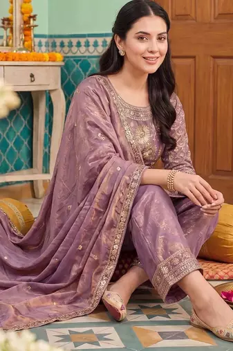 Women Ethnic Motifs Regular Kurta with Trousers & With Dupatta