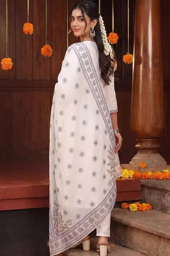 Women Ethnic Motifs Embroidered Regular Thread Work Pure Cotton Kurta with Trousers & With Dupatta