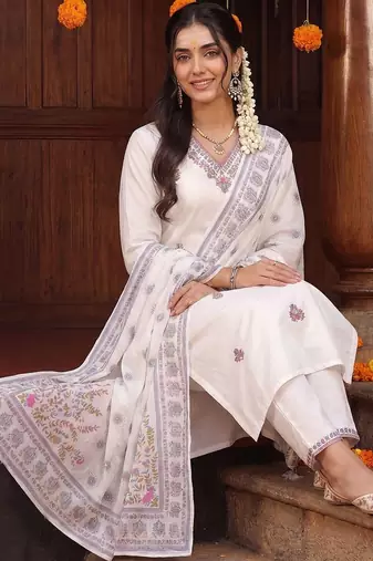 Women Ethnic Motifs Embroidered Regular Thread Work Pure Cotton Kurta with Trousers & With Dupatta