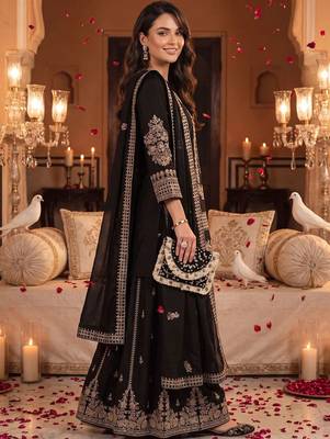 Women Ethnic Motifs Embroidered Regular Thread Work Kurta with Palazzos & With Dupatta 3