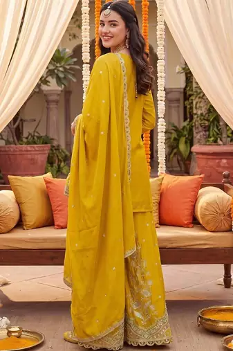 Women Ethnic Motifs Embroidered Regular Kurta with Sharara & With Dupatta
