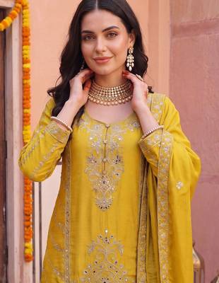 Women Ethnic Motifs Embroidered Regular Mirror Work Kurta with Palazzos & With Dupatta 2