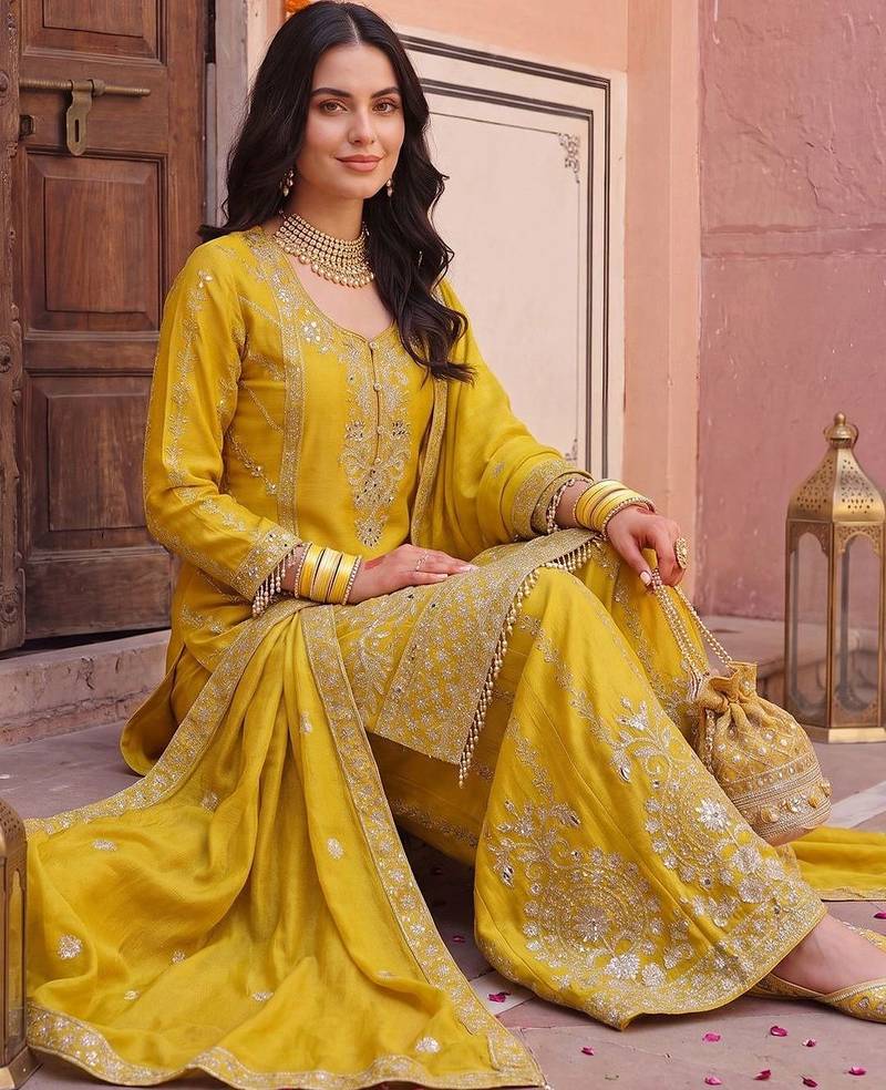 Women Ethnic Motifs Embroidered Regular Mirror Work Kurta with Palazzos & With Dupatta