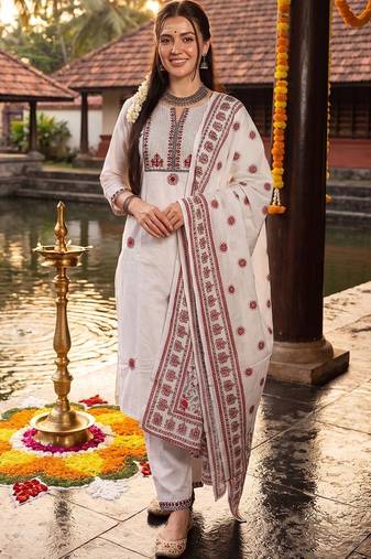 Women Ethnic Motifs Embroidered Regular Thread Work  Cotton Kurta with Trousers & With Dupatta