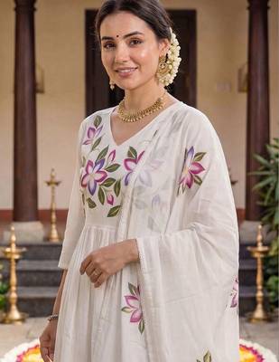 Women Floral Printed Empire Pure Cotton Kurta with Trousers & With Dupatta 1