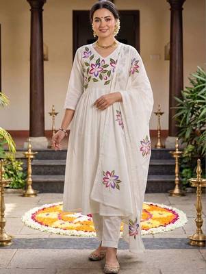 Women Floral Printed Empire Pure Cotton Kurta with Trousers & With Dupatta 5