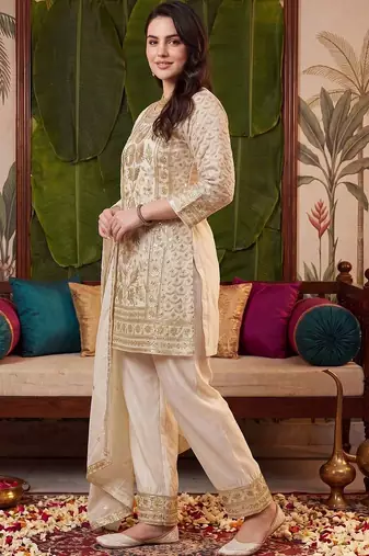 Women Ethnic Motifs Embroidered Regular Kurta with Trousers & With Dupatta