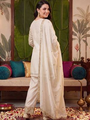 Women Ethnic Motifs Embroidered Regular Kurta with Trousers & With Dupatta 4