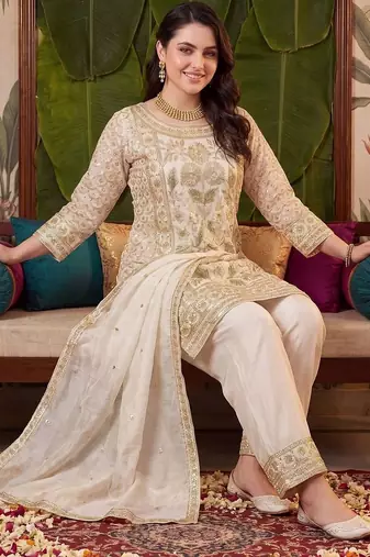 Women Ethnic Motifs Embroidered Regular Kurta with Trousers & With Dupatta