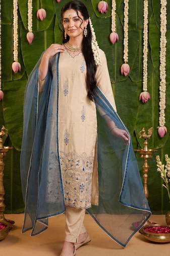 Women Ethnic Motifs Embroidered Regular Thread Work Kurta with Trousers & With Dupatta
