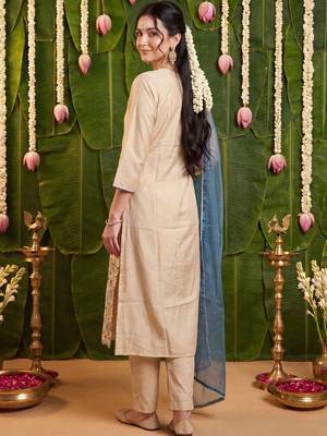 Women Ethnic Motifs Embroidered Regular Thread Work Kurta with Trousers & With Dupatta 4