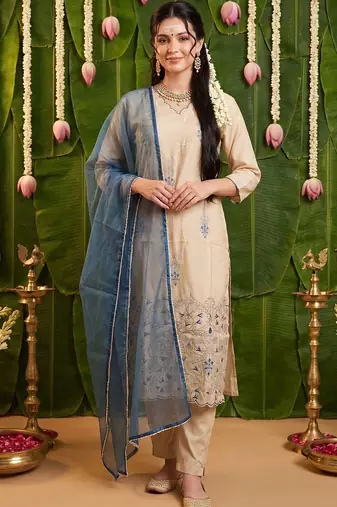 Women Ethnic Motifs Embroidered Regular Thread Work Kurta with Trousers & With Dupatta