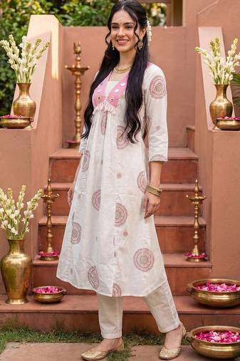 Women Ethnic Motifs Printed Empire Mirror Work Pure Cotton Kurta with Trousers