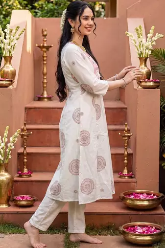 Women Ethnic Motifs Printed Empire Mirror Work Pure Cotton Kurta with Trousers