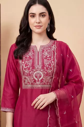 Women Ethnic Motifs Embroidered Regular Thread Work Liva Kurta with Trousers & With Dupatta
