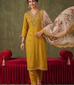 Women Ethnic Motifs Embroidered Regular Thread Work Kurta with Trousers & With Dupatta