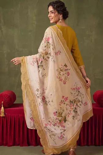 Women Ethnic Motifs Embroidered Regular Thread Work Kurta with Trousers & With Dupatta