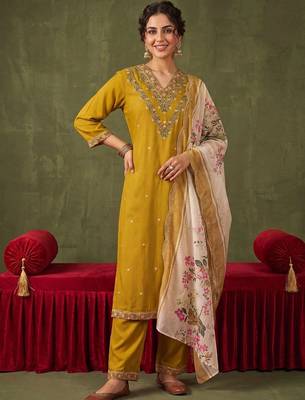 Women Ethnic Motifs Embroidered Regular Thread Work Kurta with Trousers & With Dupatta 6
