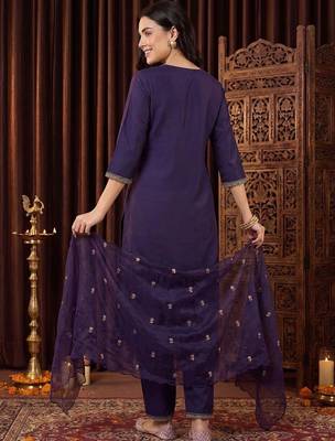 Women Ethnic Motifs Embroidered Regular Thread Work Kurta with Trousers & With Dupatta 2