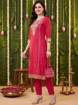 Women Ethnic Motifs Embroidered Regular Thread Work Kurta with Trousers & With Dupatta 3