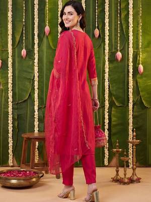Women Ethnic Motifs Embroidered Regular Thread Work Kurta with Trousers & With Dupatta 4