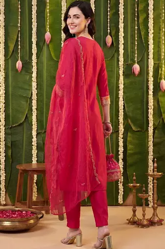 Women Ethnic Motifs Embroidered Regular Thread Work Kurta with Trousers & With Dupatta