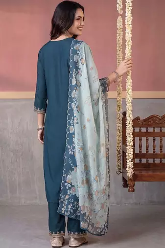 Women Ethnic Motifs Embroidered Regular Thread Work Kurta with Trousers & With Dupatta
