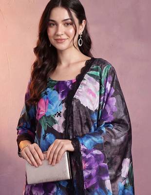 Women Floral Printed Regular Kurta with Trousers & With Dupatta 5