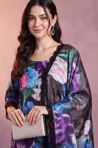 Women Floral Printed Regular Kurta with Trousers & With Dupatta