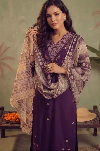 Women Ethnic Motifs Embroidered Regular Thread Work Kurta with Trousers & With Dupatta