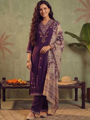 Women Ethnic Motifs Embroidered Regular Thread Work Kurta with Trousers & With Dupatta 6