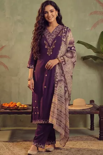 Women Ethnic Motifs Embroidered Regular Thread Work Kurta with Trousers & With Dupatta