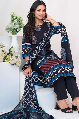 Women Paisley Printed Regular Sequinned Pure Cotton Kurta with Trousers & With Dupatta