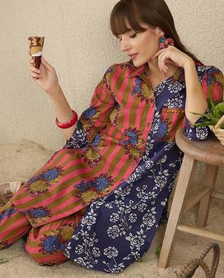 Women Floral Printed Regular Pure Cotton Kurta with Trousers 2