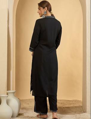 Women Ethnic Motifs Embroidered Regular Thread Work Kurta with Trousers 7
