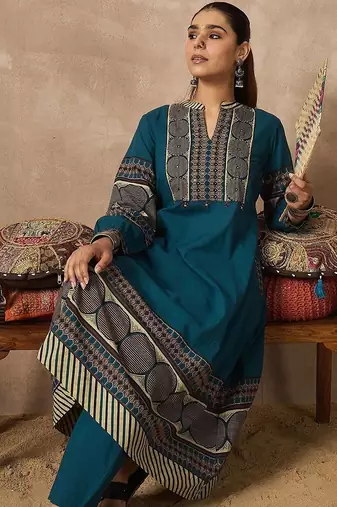 Women Ethnic Motifs Printed Regular Pure Cotton Kurta with Trousers
