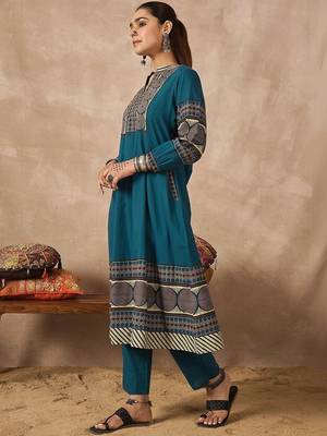 Women Ethnic Motifs Printed Regular Pure Cotton Kurta with Trousers 6