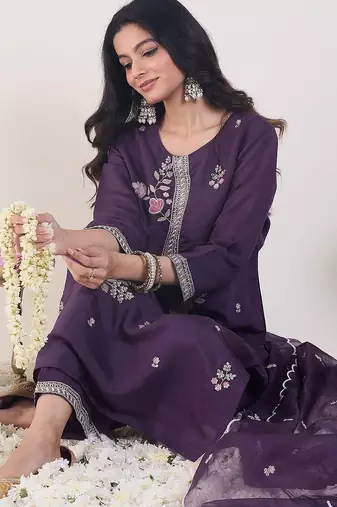 Women Ethnic Motifs Embroidered Regular Thread Work Kurta with Trousers & With Dupatta