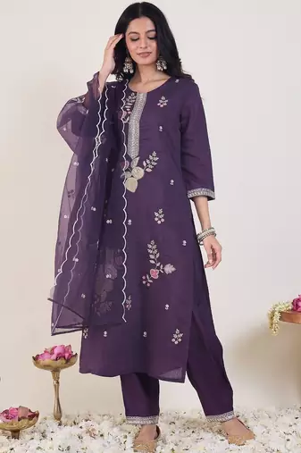 Women Ethnic Motifs Embroidered Regular Thread Work Kurta with Trousers & With Dupatta